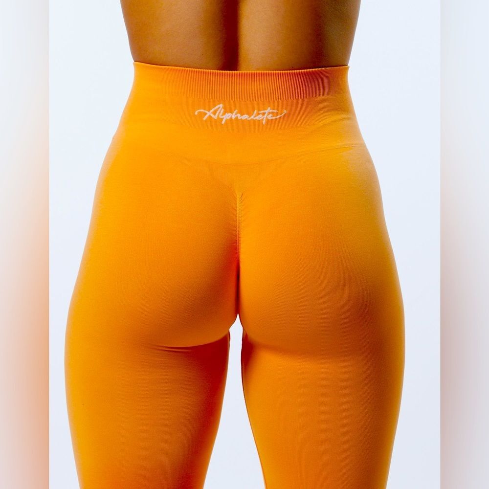Alphalete OMBRE AMPLIFY LEGGING Seamless Scrunch Butt Legging Day Tripper XS - Picture 3 of 16